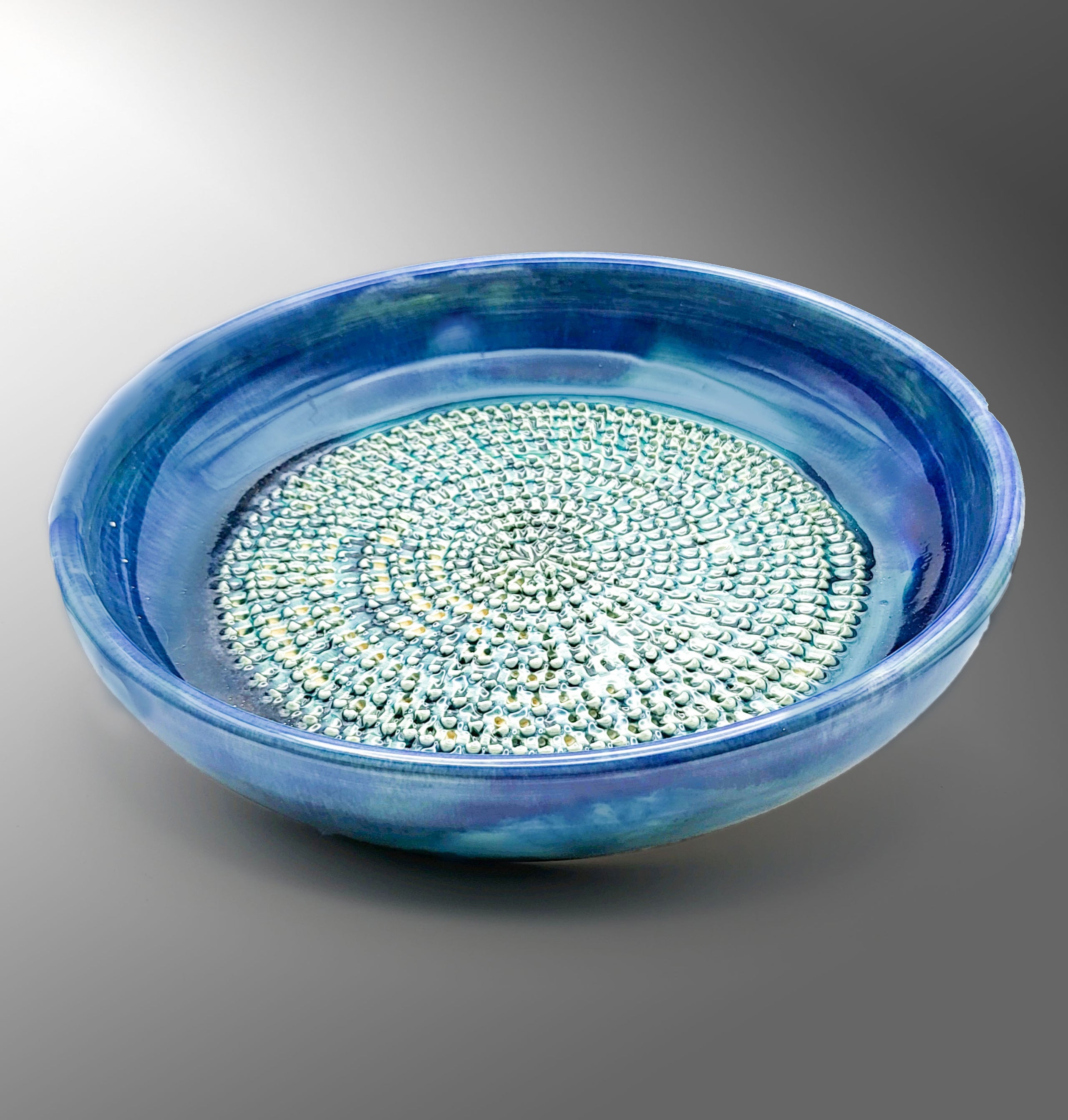Large ceramic grater bowl